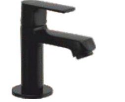 Pillar cock with aerator